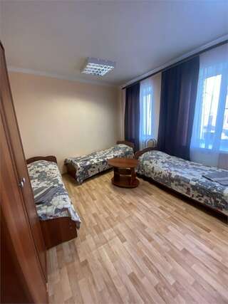 Гостиница Дуслык Казань Классический трехместный номер-1